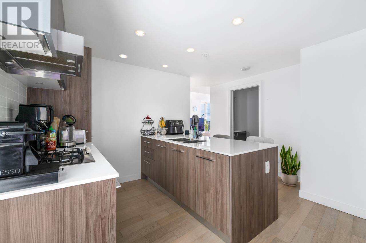 1502 4638 Gladstone Street, Vancouver, British Columbia  V5N 0G5 - Photo 4 - R2955269