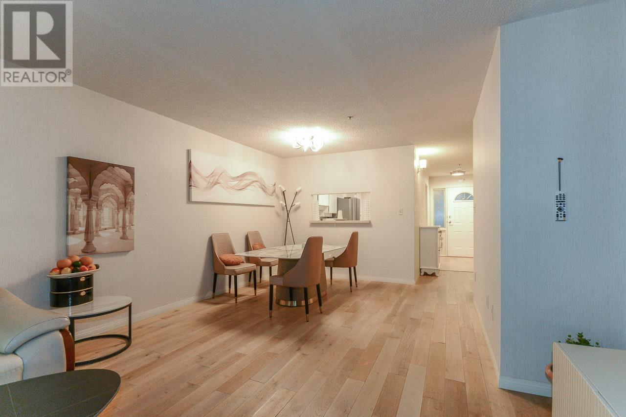 Listing Picture 9 of 40 : 119 7251 MINORU BOULEVARD, Richmond / 烈治文 - 魯藝地產 Yvonne Lu Group - MLS Medallion Club Member