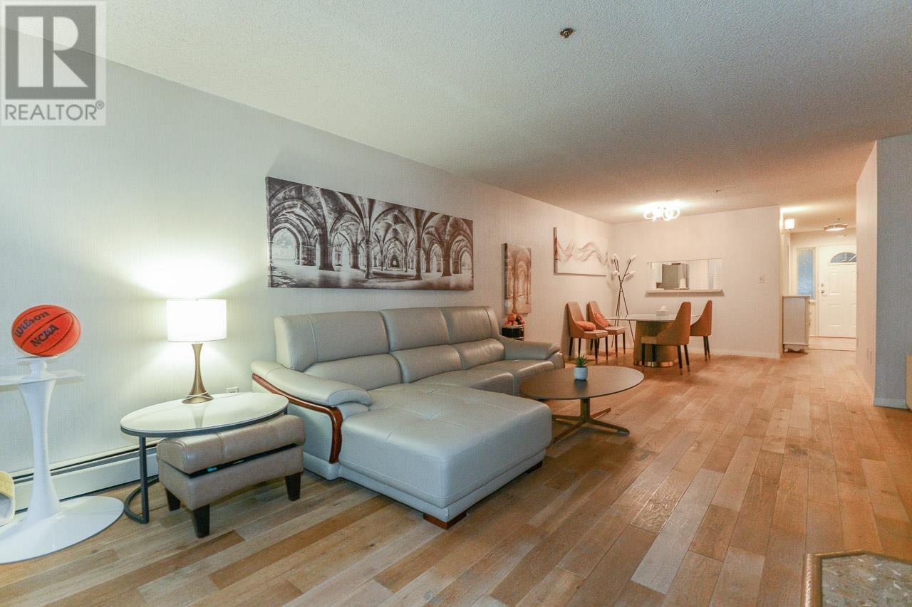 Listing Picture 3 of 40 : 119 7251 MINORU BOULEVARD, Richmond / 烈治文 - 魯藝地產 Yvonne Lu Group - MLS Medallion Club Member