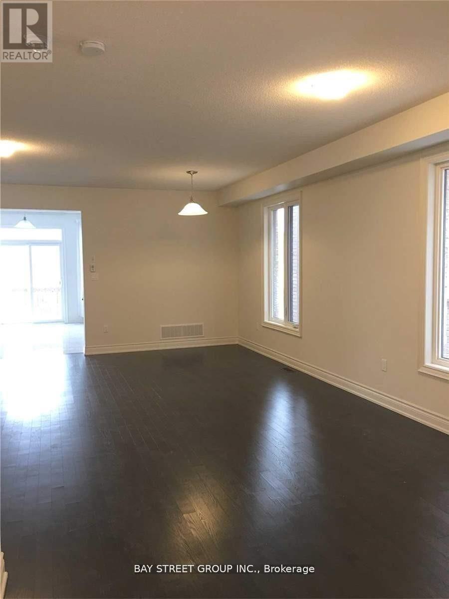Property at 7 YARROW LANE image 3