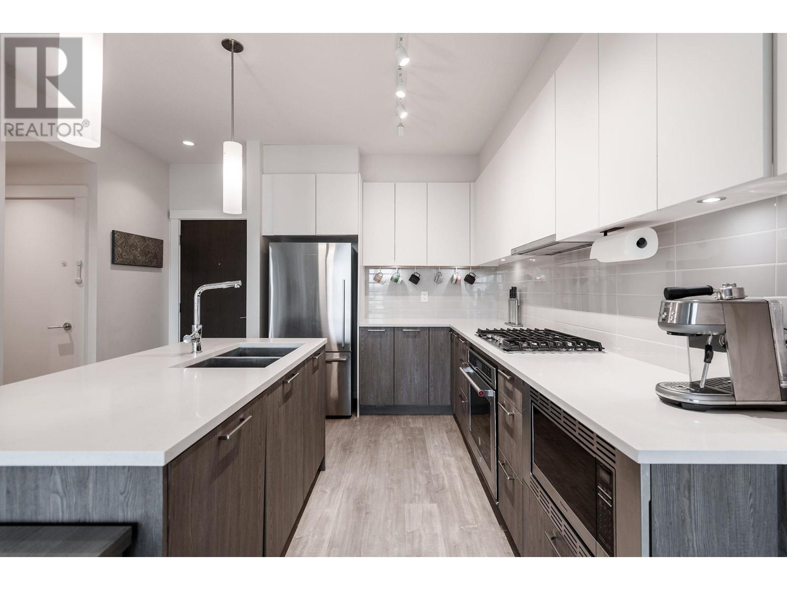 204 625 E 3rd Street, North Vancouver, British Columbia  V7L 1G6 - Photo 9 - R2955316