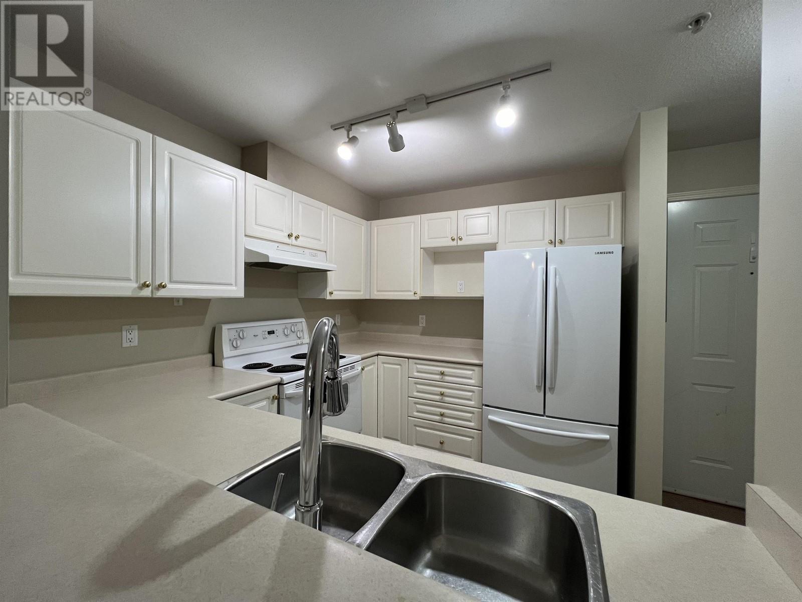 206 12207 224 Street, Maple Ridge, British Columbia V2X 6B9 - Photo 3 - R2955330
