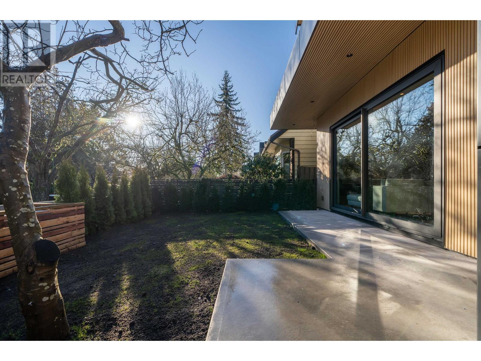 2 5937 Holland Street, Vancouver, British Columbia  V6N 2B2 - Photo 3 - R2955352