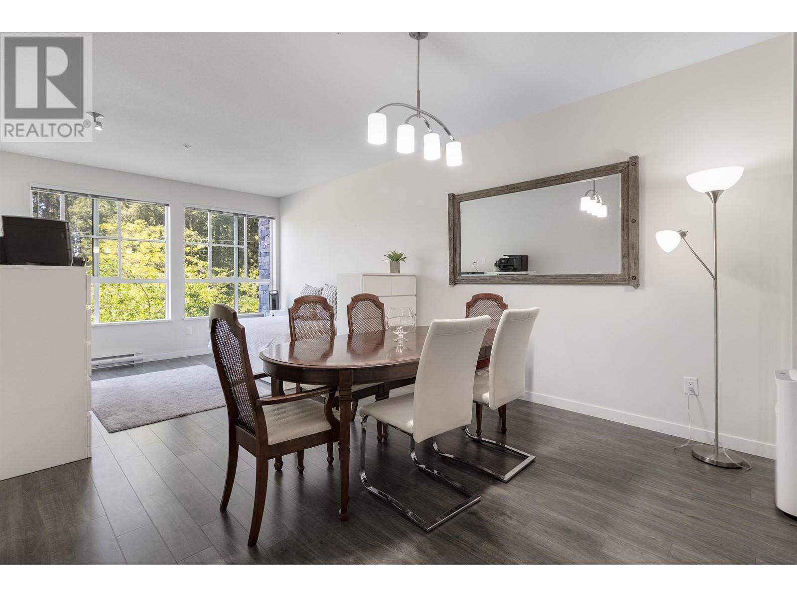 206 1151 Windsor Mews, Coquitlam, British Columbia  V2B 0M9 - Photo 7 - R2955358