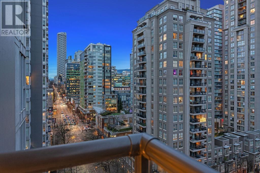 Listing Picture 21 of 37 : 1403 1010 RICHARDS STREET, Vancouver / 溫哥華 - 魯藝地產 Yvonne Lu Group - MLS Medallion Club Member