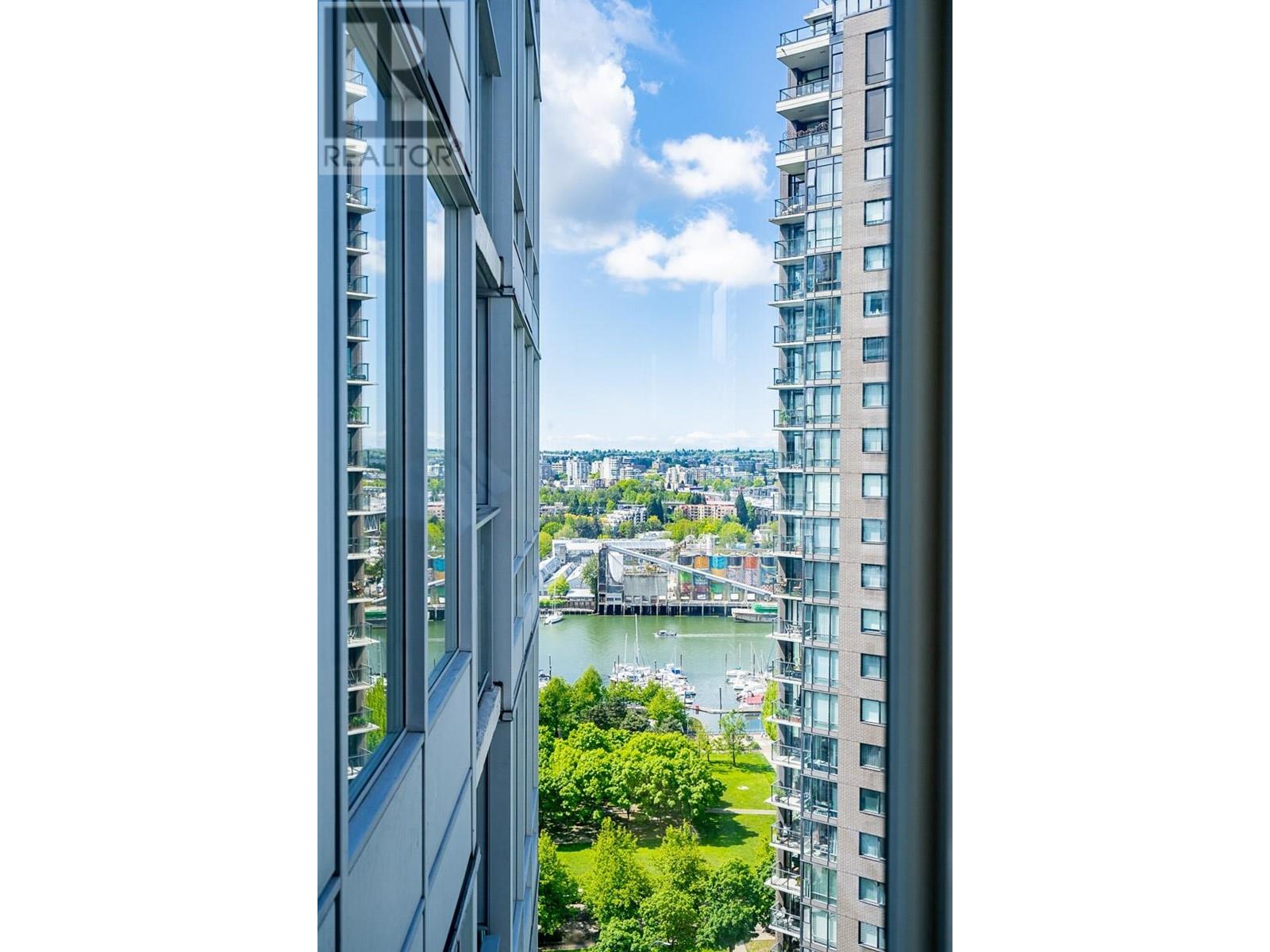 Listing Picture 15 of 31 : 2508 1495 RICHARDS STREET, Vancouver / 溫哥華 - 魯藝地產 Yvonne Lu Group - MLS Medallion Club Member