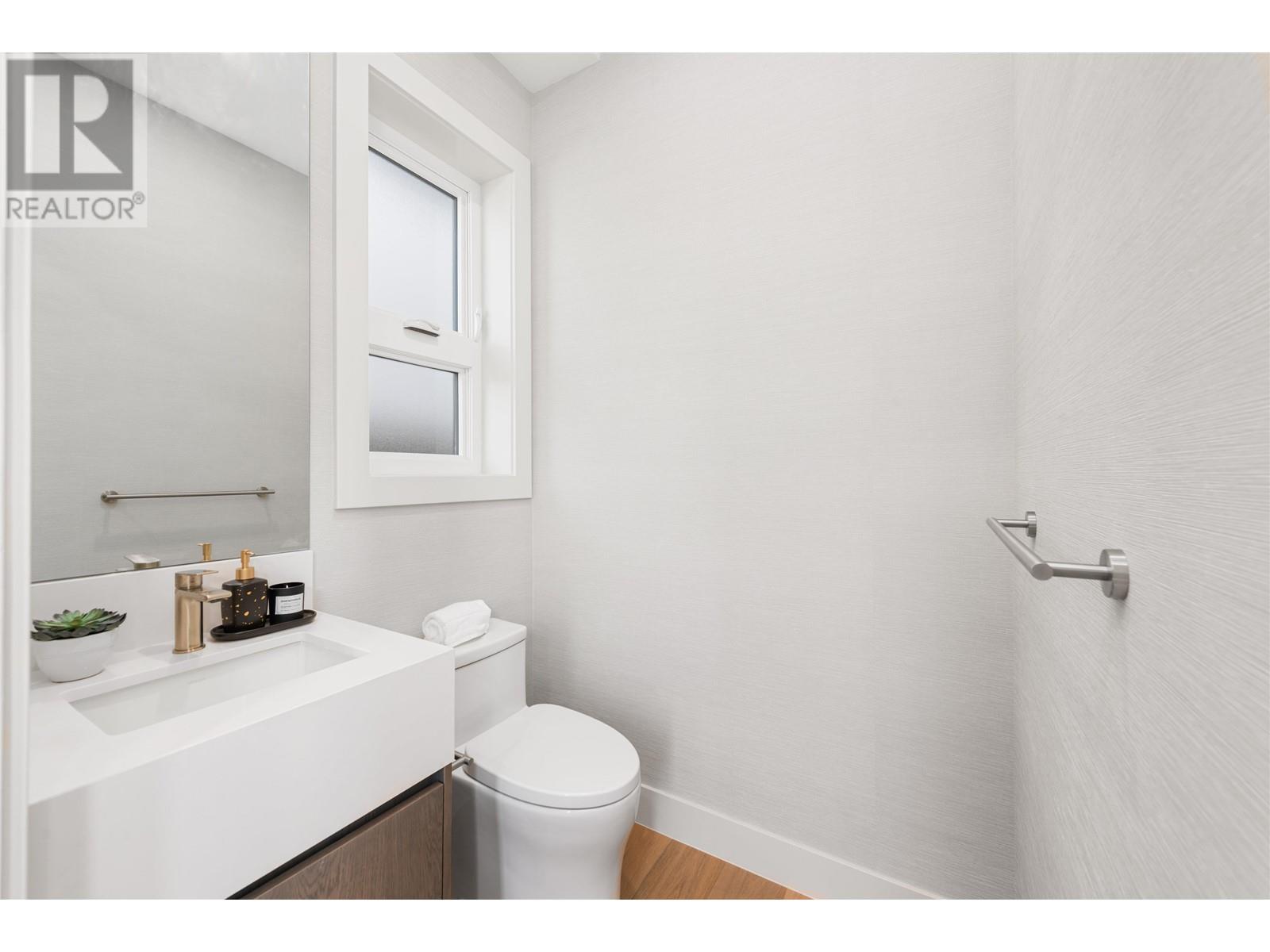 2 1067 E 14th Avenue, Vancouver, British Columbia V5T 2P1 - Photo 13 - R2955453