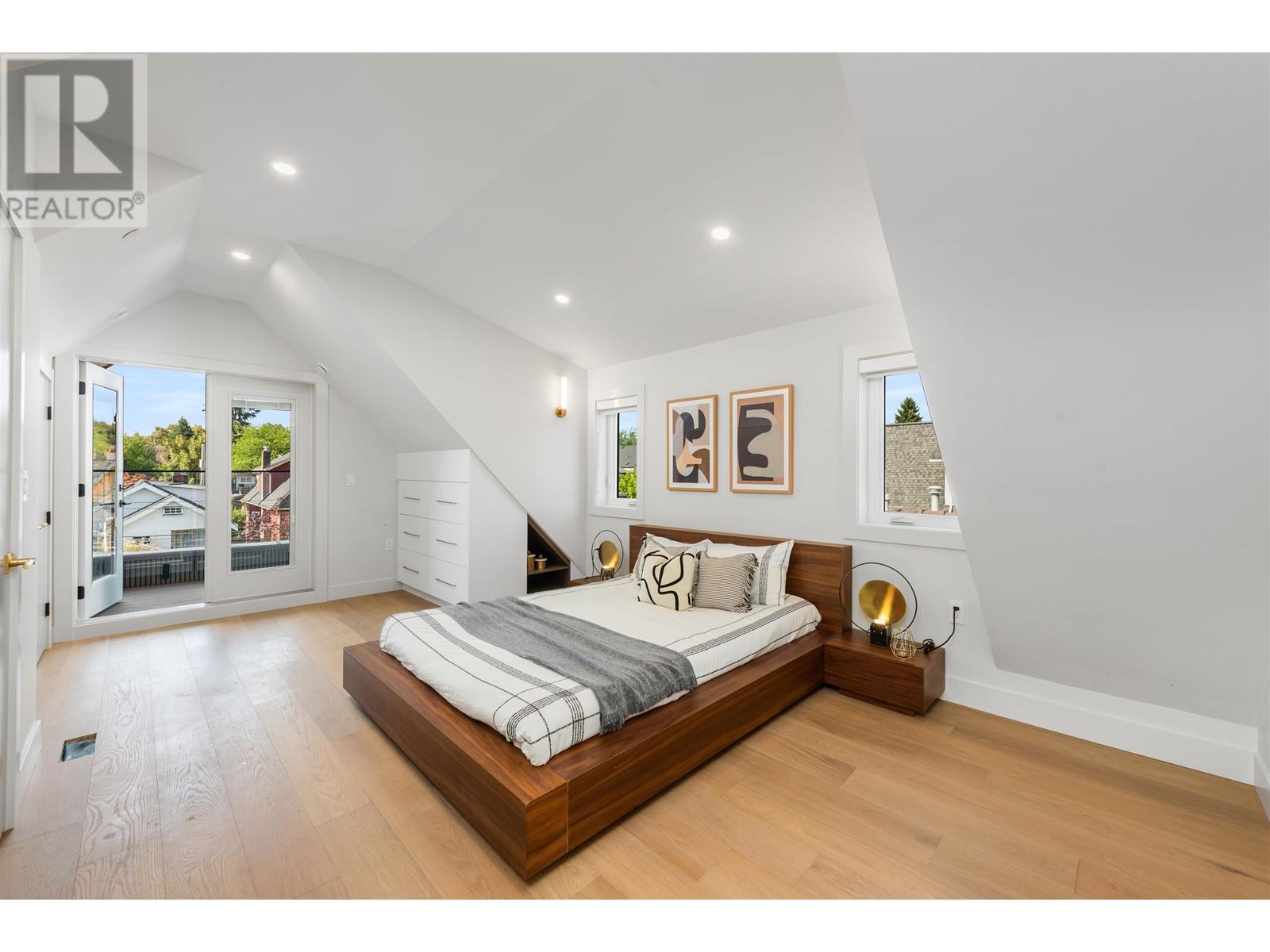 2 1067 E 14th Avenue, Vancouver, British Columbia V5T 2P1 - Photo 17 - R2955453