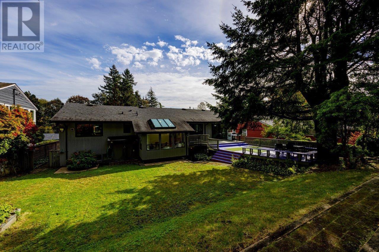 1427 APPIN ROAD, North Vancouver, British Columbia