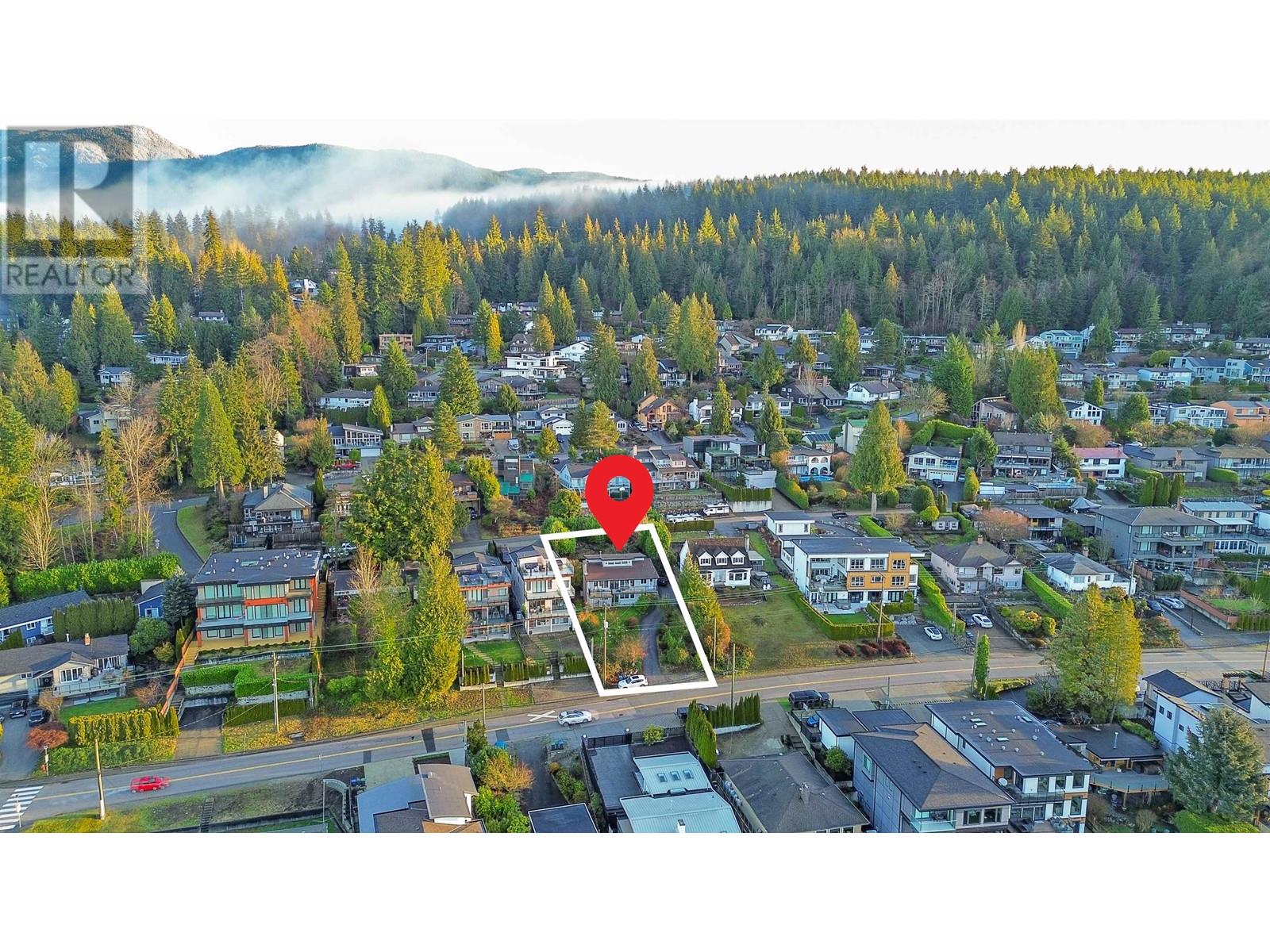 1239 Ioco Road, Port Moody, British Columbia  V3H 2W9 - Photo 5 - R2955339