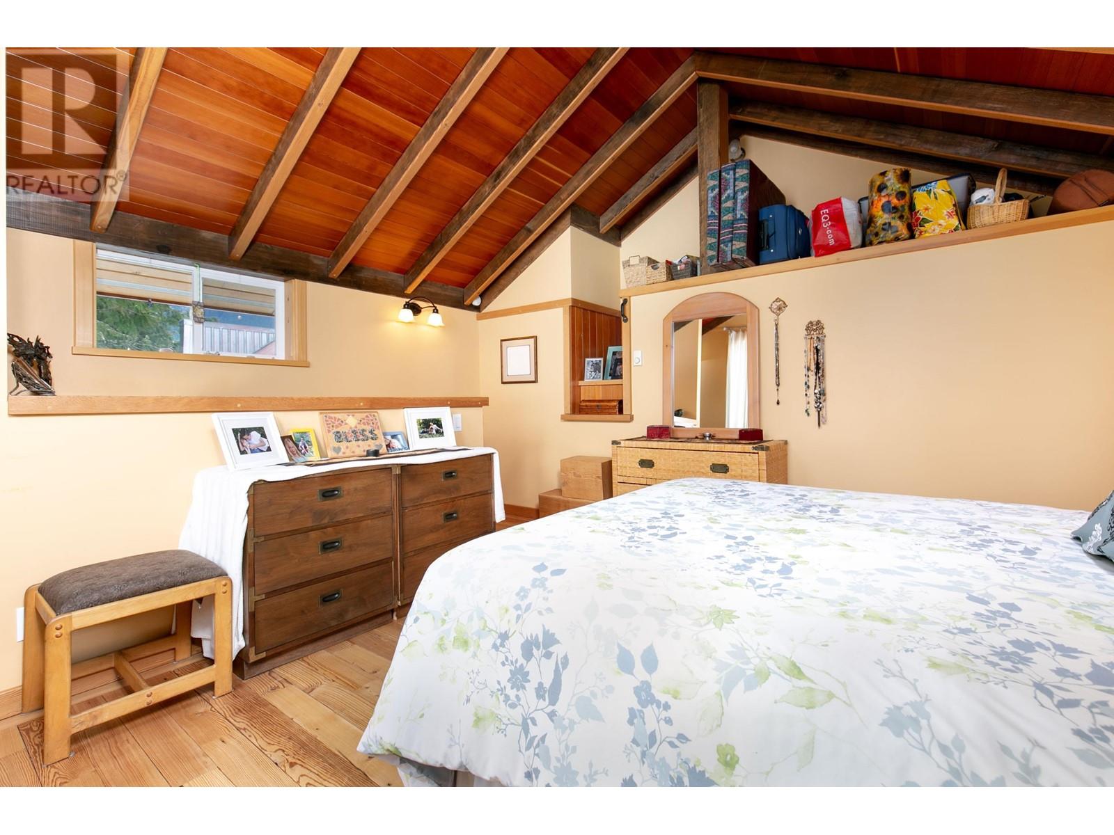 1865 Highway 99, Pemberton, British Columbia  V0N 2L1 - Photo 32 - R2955404
