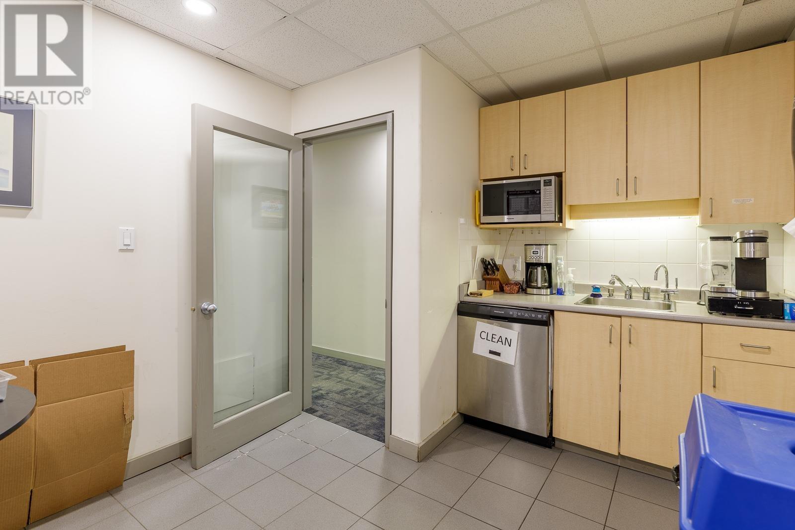 101 42 Fawcett Road, Coquitlam, British Columbia  V3K 6X9 - Photo 14 - C8065567