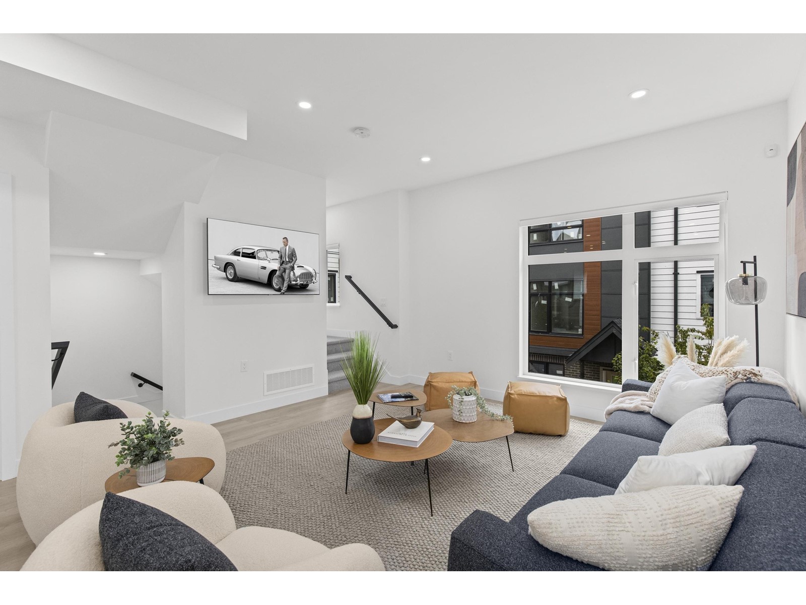 Property at 22 1959 165A STREET image 1