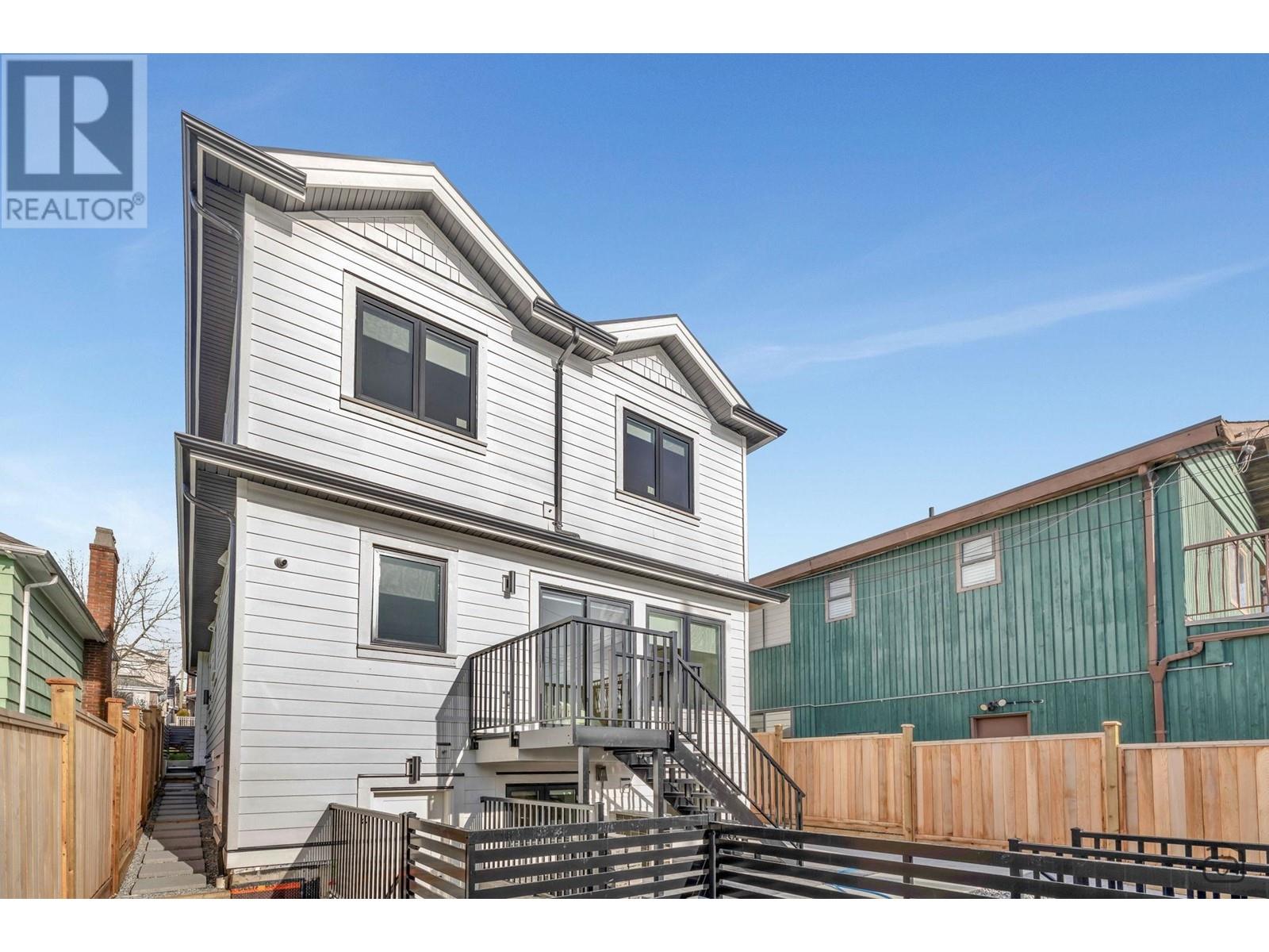 Listing Picture 22 of 24 : 718 E 62ND AVENUE, Vancouver / 溫哥華 - 魯藝地產 Yvonne Lu Group - MLS Medallion Club Member