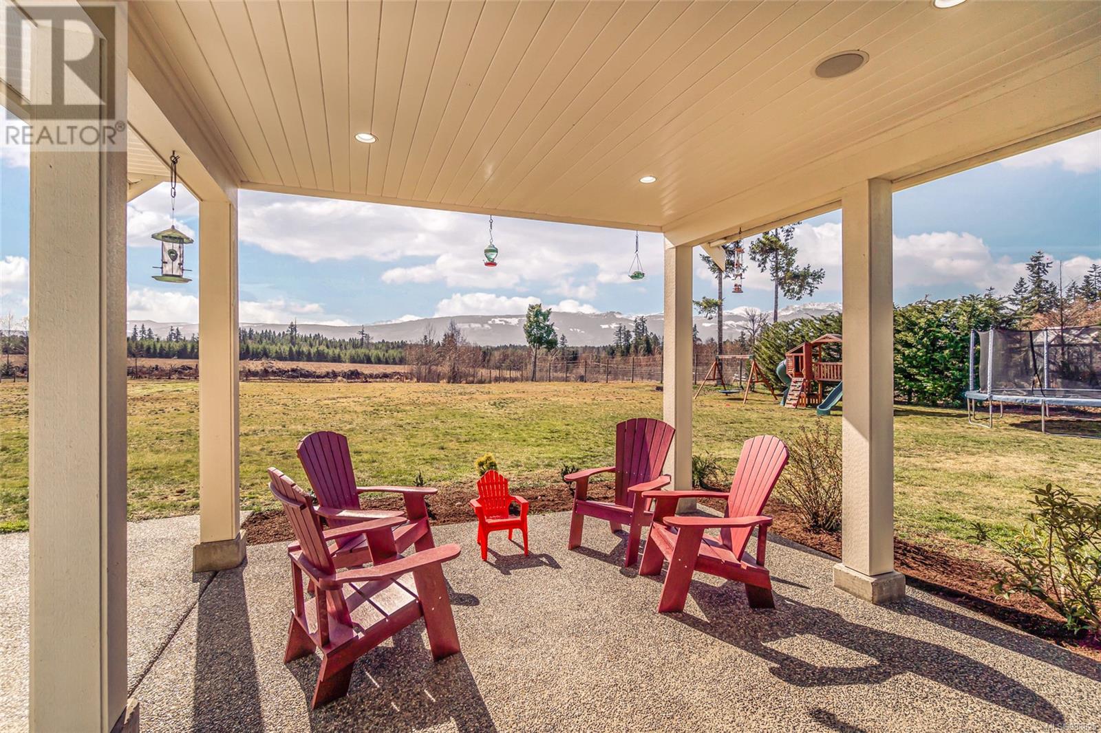 Property at 2070 Sun King Rd image 4