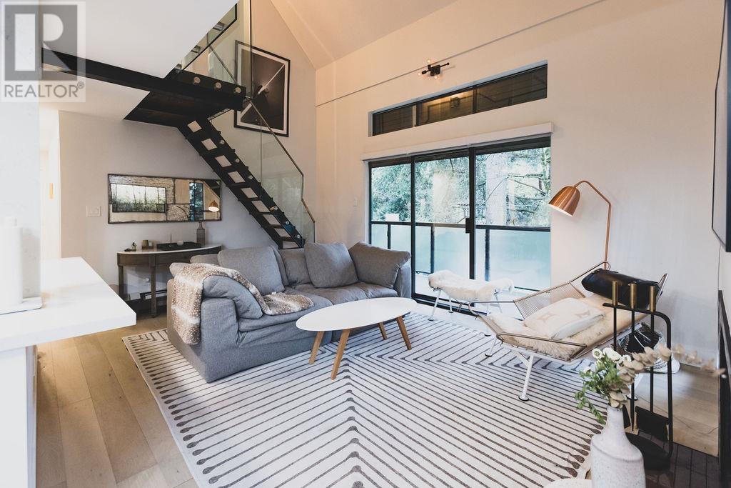 Ph1 1345 W 15th Avenue, Vancouver, British Columbia  V6H 3R3 - Photo 1 - R2955295