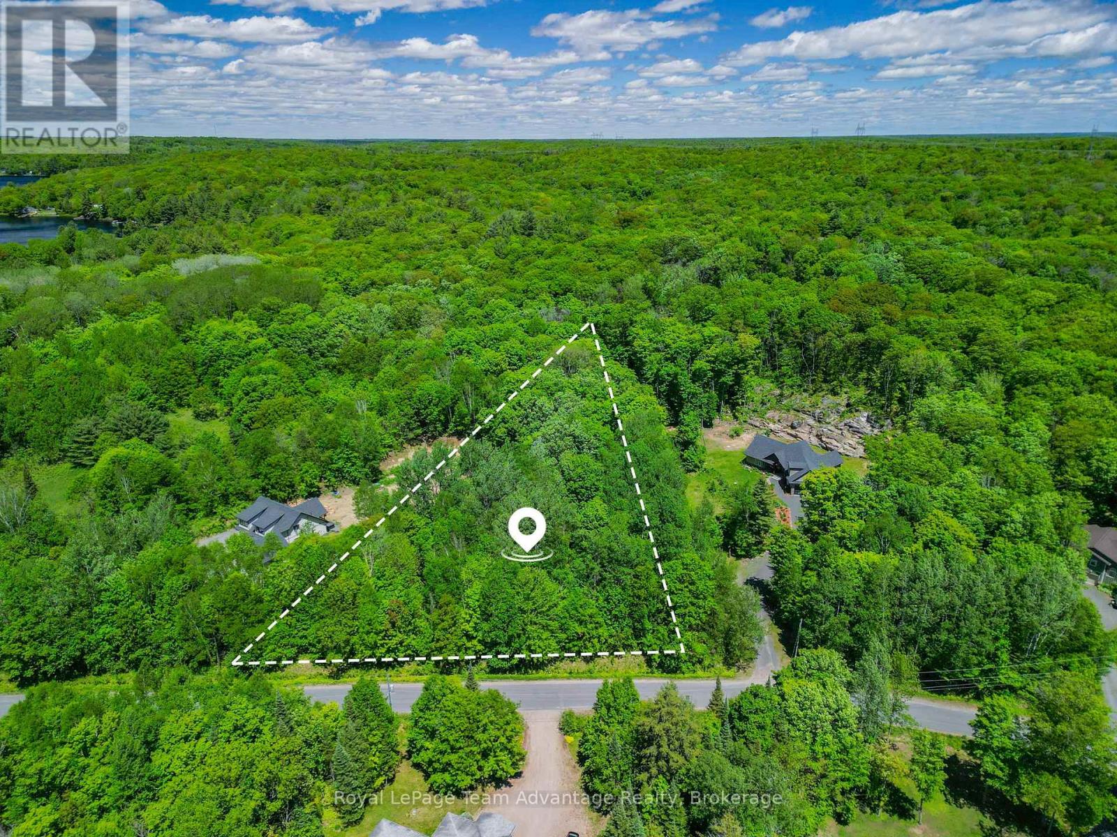4 Mountain Basin Drive, Mcdougall, Ontario  P2A 2W9 - Photo 2 - X11921198