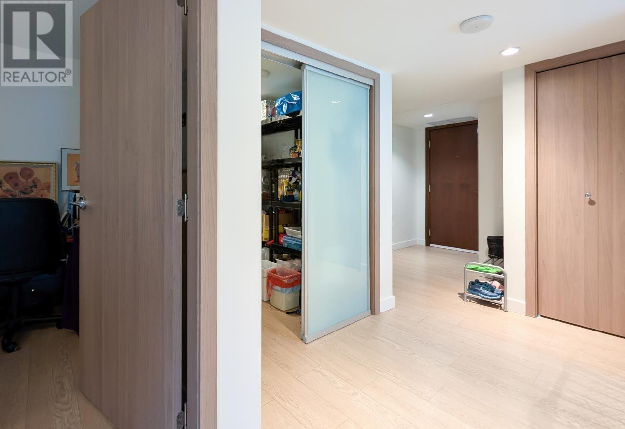 Listing Picture 14 of 27 : 717 3233 KETCHESON ROAD, Richmond / 烈治文 - 魯藝地產 Yvonne Lu Group - MLS Medallion Club Member