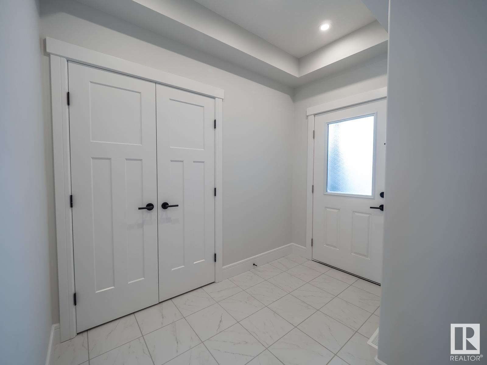 Property at 17624 72 ST NW image 2