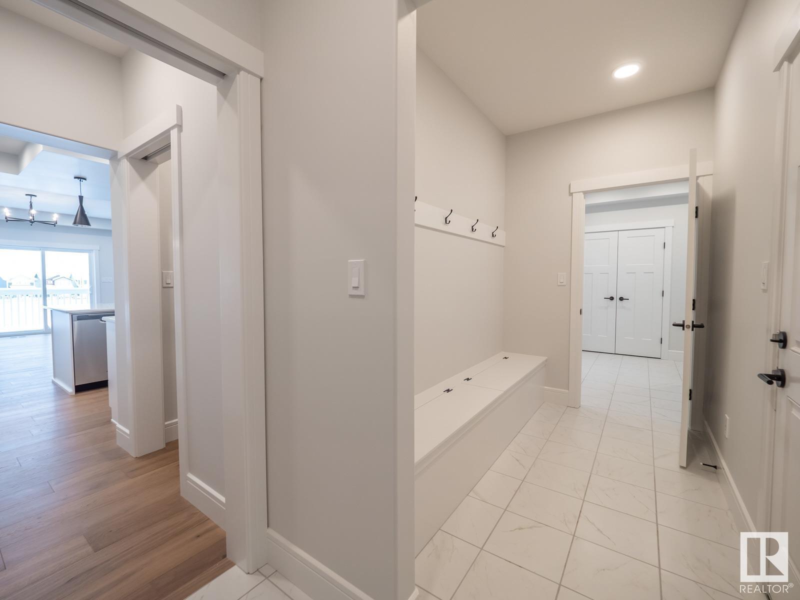 Property at 40 ROSEWOOD WY image 4