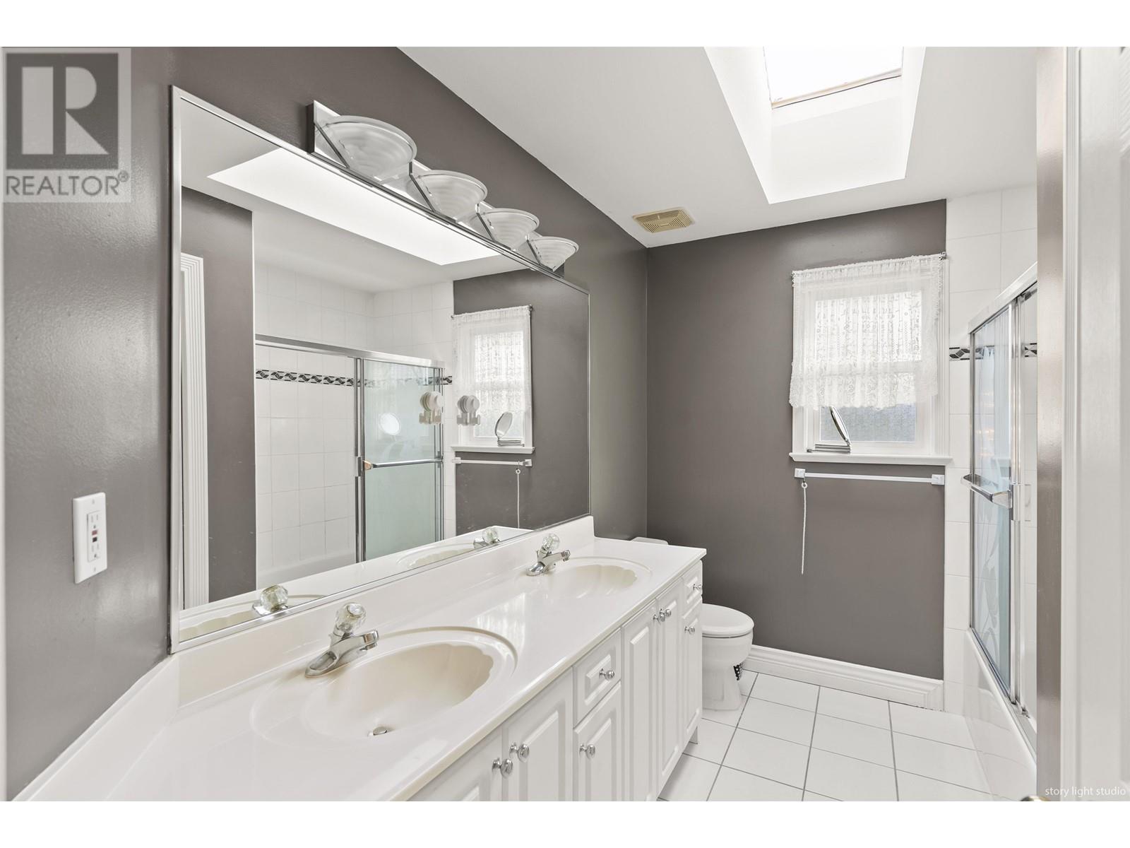 1332 Rama Avenue, New Westminster, British Columbia  V3M 6T6 - Photo 22 - R2955341
