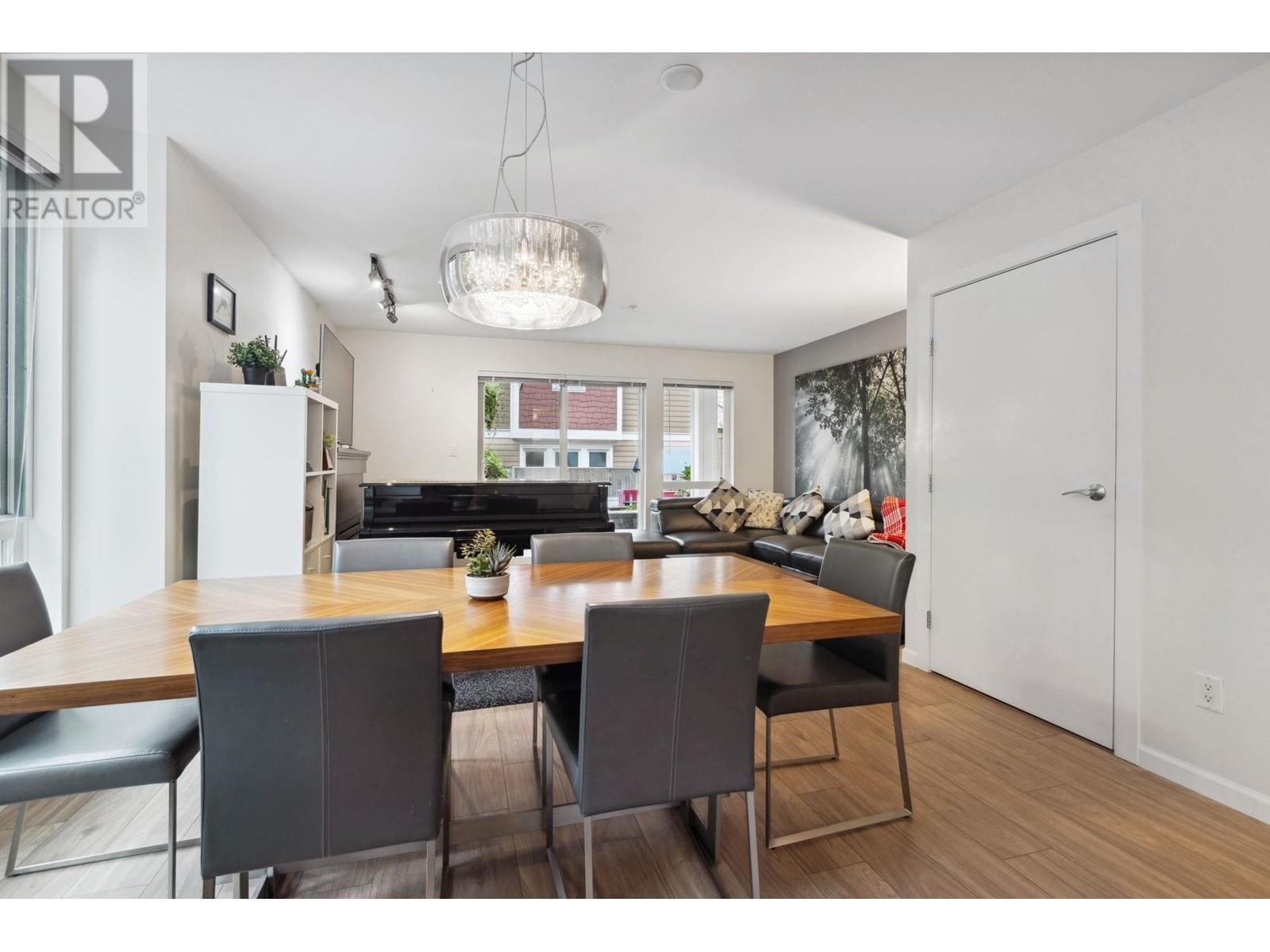 301 568 Rochester Avenue, Coquitlam, British Columbia  V3K 0C3 - Photo 10 - R2955320