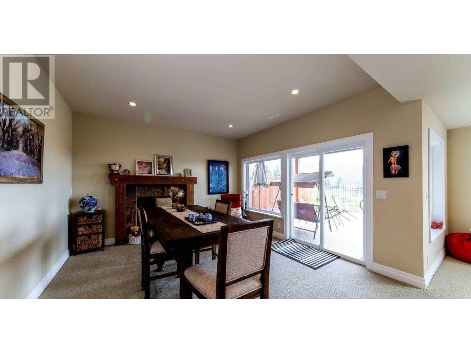 3235 Chartwell Lane, Coquitlam, British Columbia  V3E 3N1 - Photo 15 - R2954237