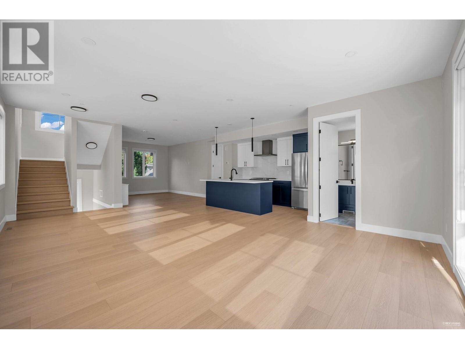Property at 4 11384 207 STREET image 4