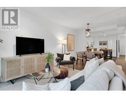 203 175 W 2ND STREET, North Vancouver, British Columbia