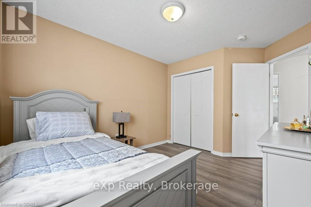 43 Peer Drive, Guelph, Ontario  N1C 1H1 - Photo 21 - X11822660