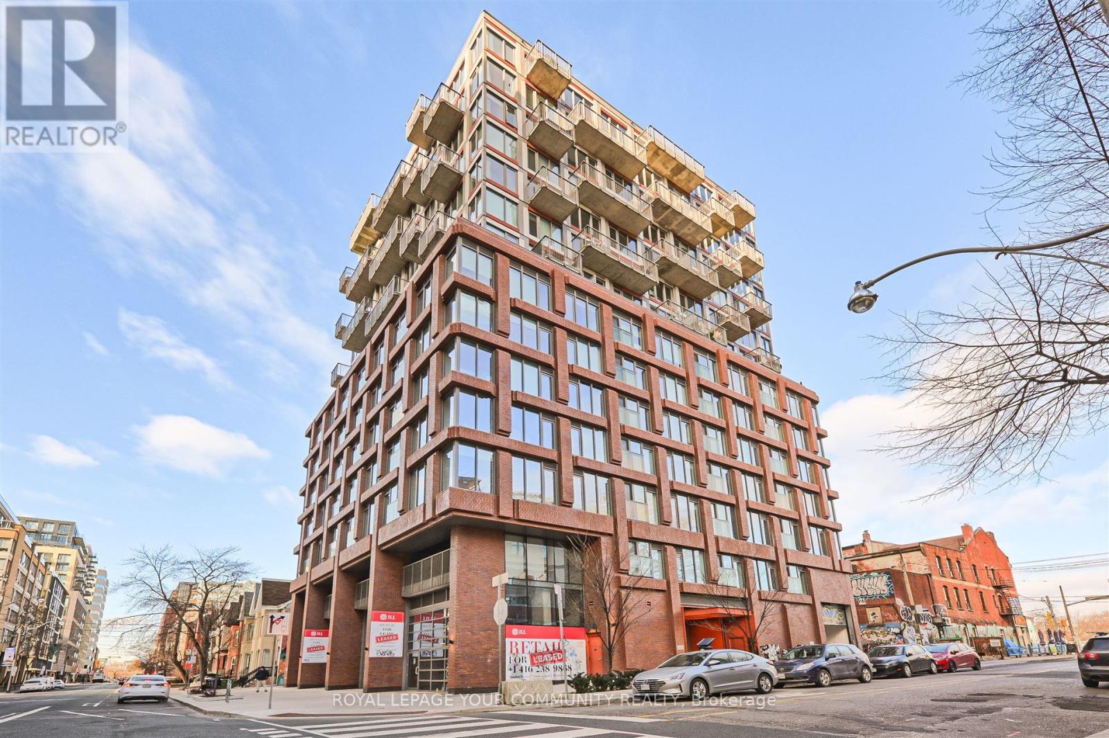 Property at 205 - 2 AUGUSTA AVENUE image 1