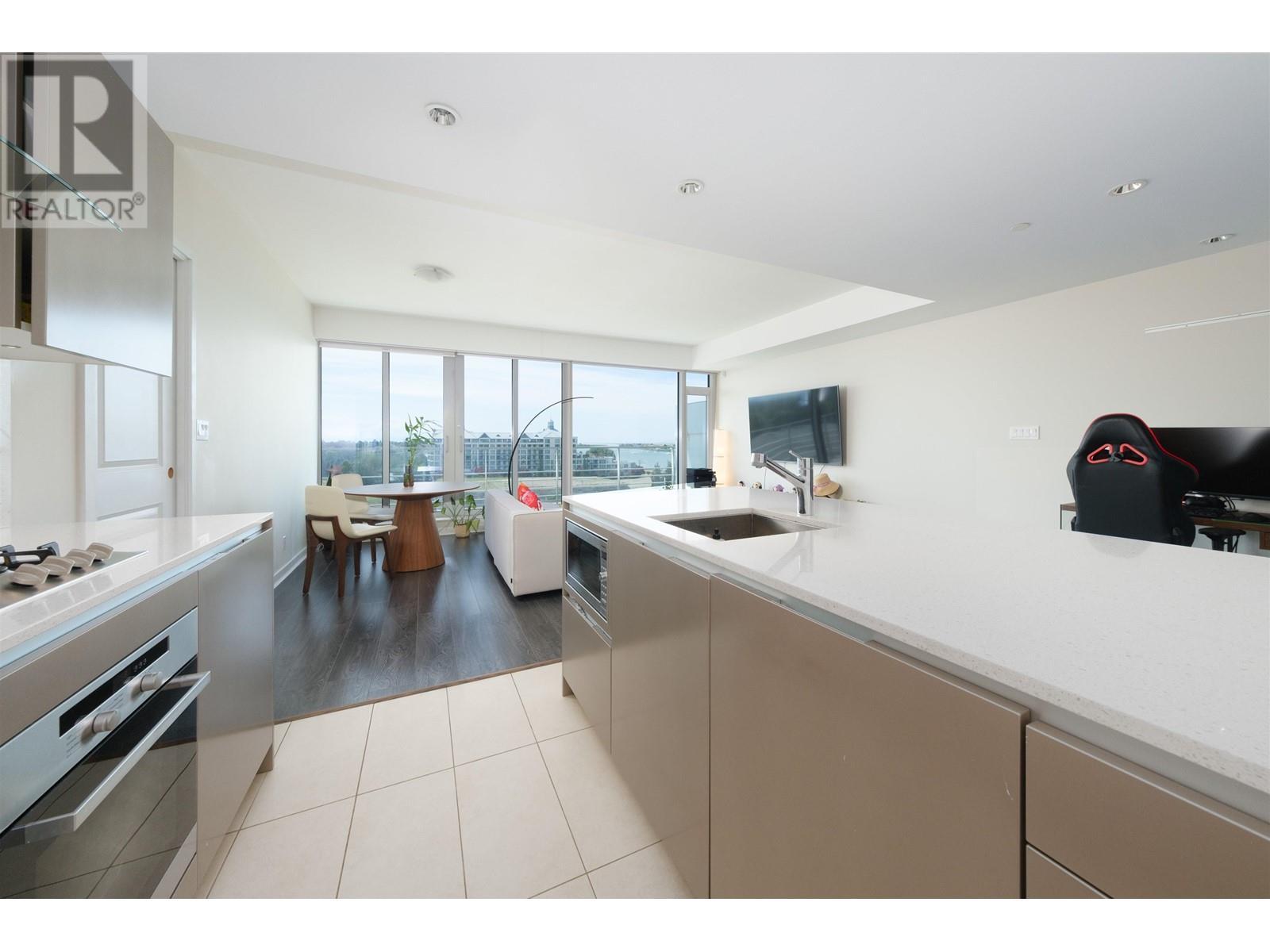 Listing Picture 18 of 22 : 710 5177 BRIGHOUSE WAY, Richmond / 烈治文 - 魯藝地產 Yvonne Lu Group - MLS Medallion Club Member