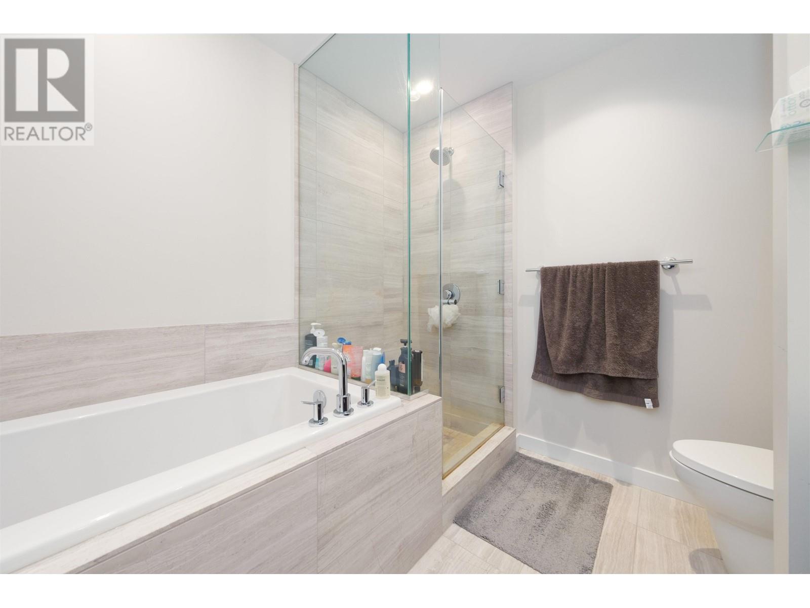 Listing Picture 8 of 22 : 710 5177 BRIGHOUSE WAY, Richmond / 烈治文 - 魯藝地產 Yvonne Lu Group - MLS Medallion Club Member