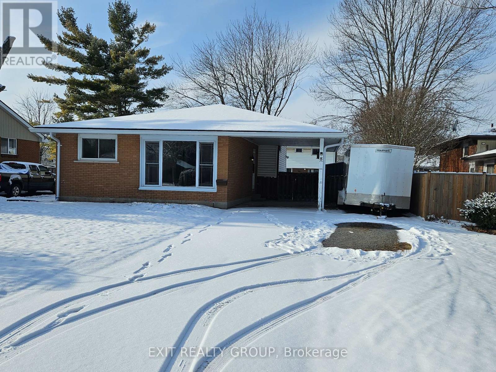 8 Village Drive, Belleville, Ontario  K8P 4J8 - Photo 2 - X9296147