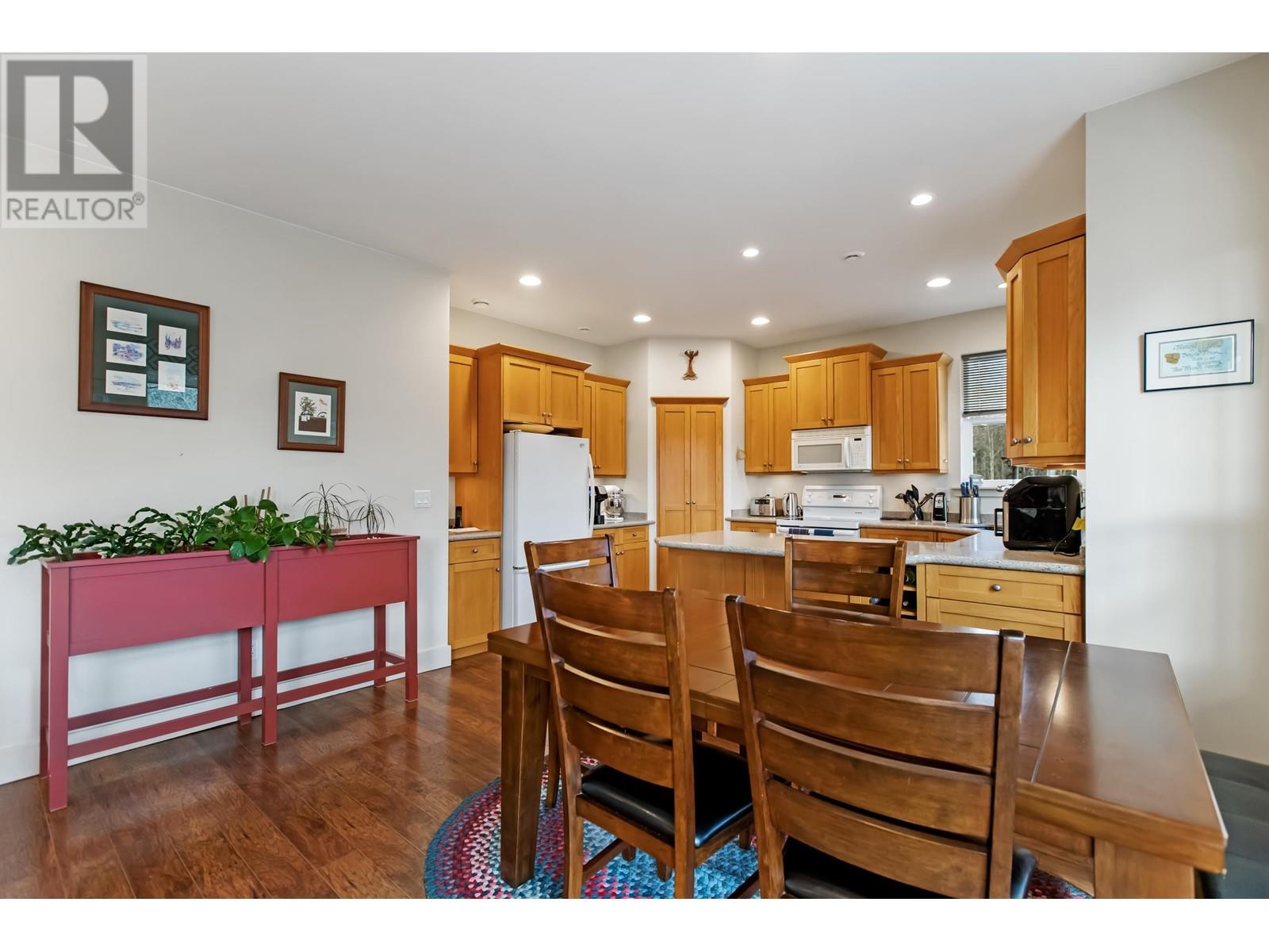23895 133 Avenue, Maple Ridge, British Columbia  V4R 2V1 - Photo 8 - R2947574