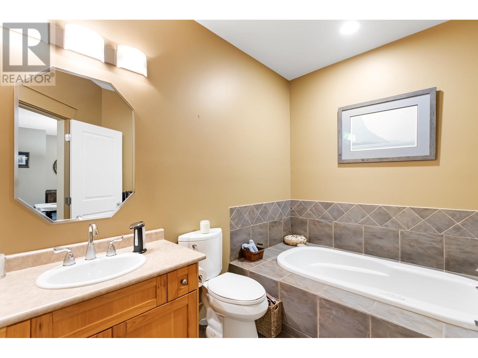 23895 133 Avenue, Maple Ridge, British Columbia  V4R 2V1 - Photo 25 - R2947574