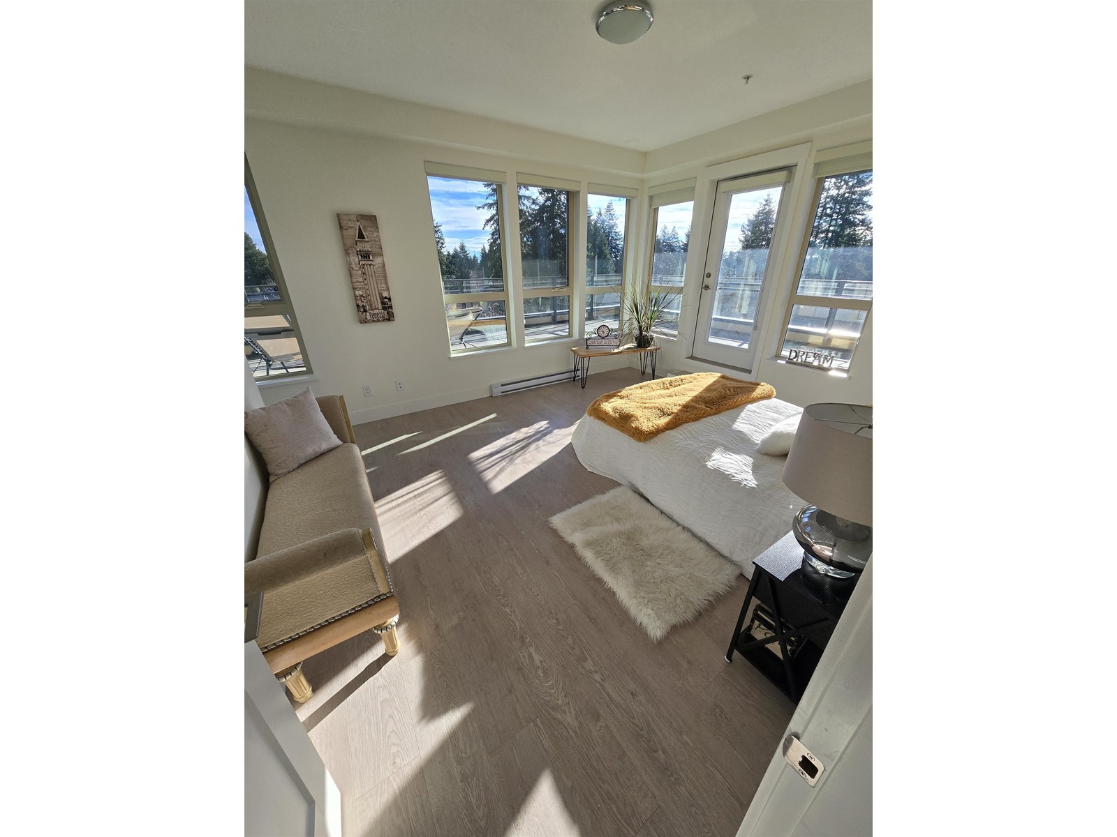 403 14022 North Bluff Road, White Rock, British Columbia  V4B 0B7 - Photo 13 - R2955156