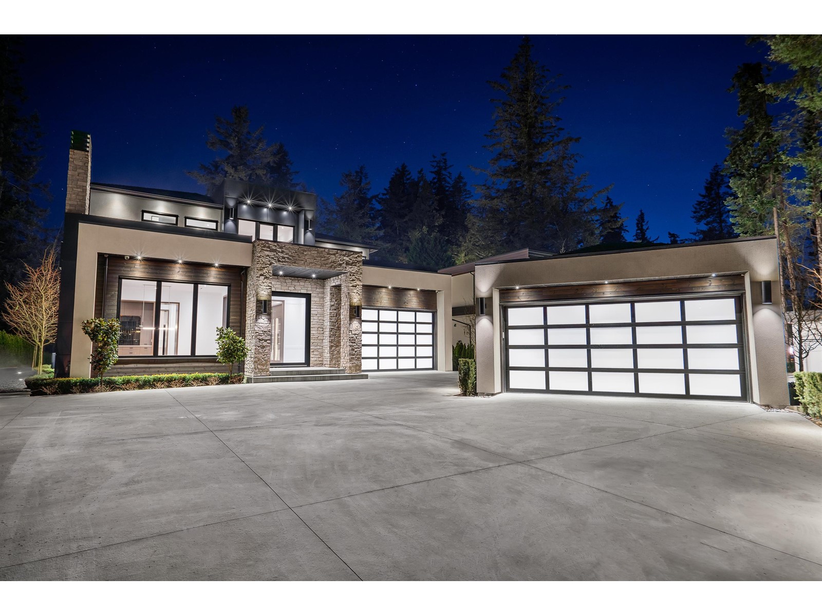Property at 2555 141 STREET image 1