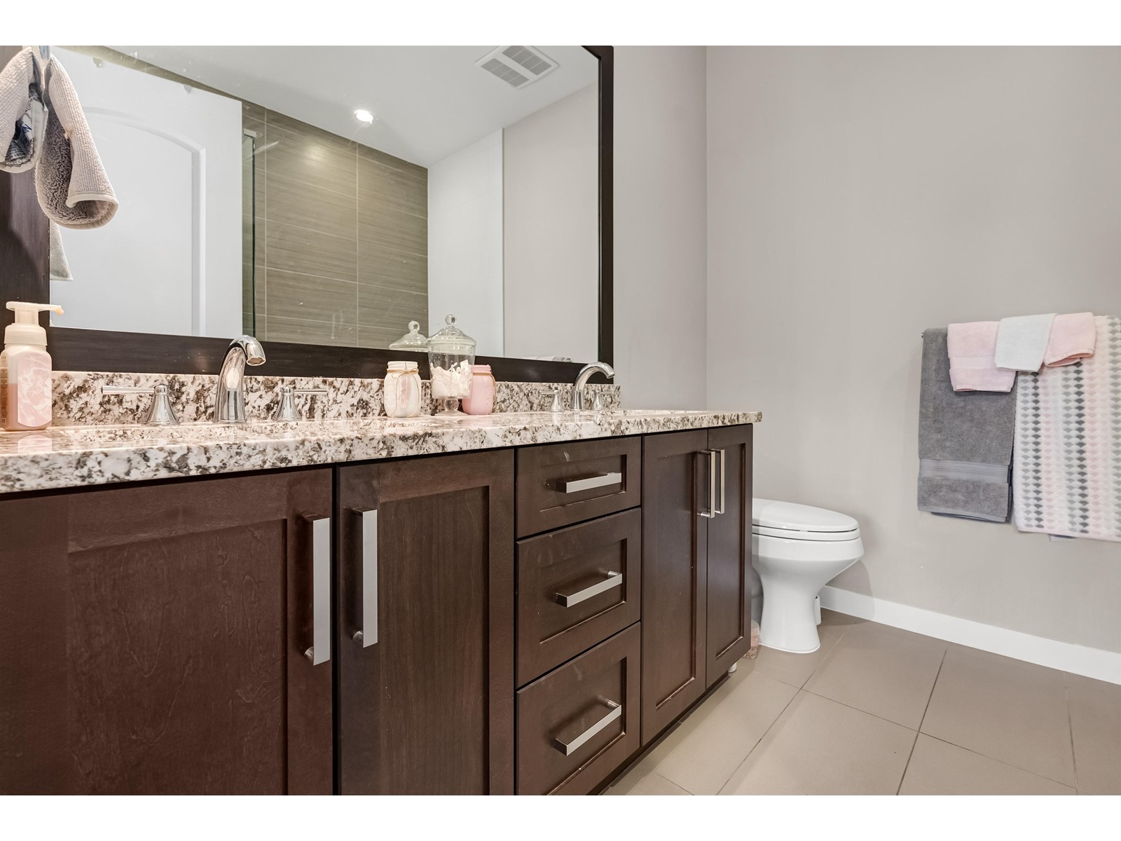 410 6470 194 Street, Surrey, British Columbia  V4N 6J9 - Photo 15 - R2955647