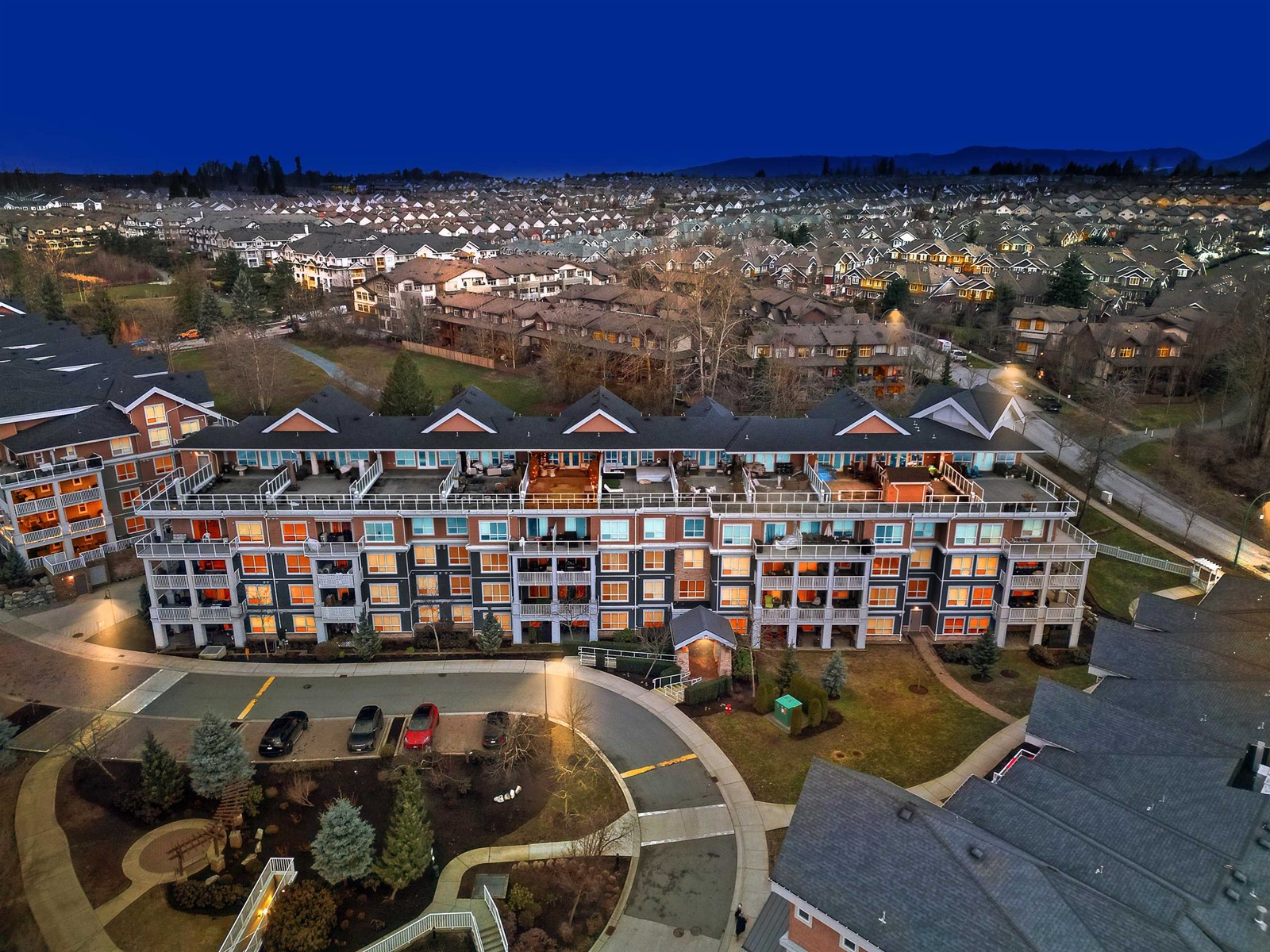410 6470 194 Street, Surrey, British Columbia  V4N 6J9 - Photo 33 - R2955647