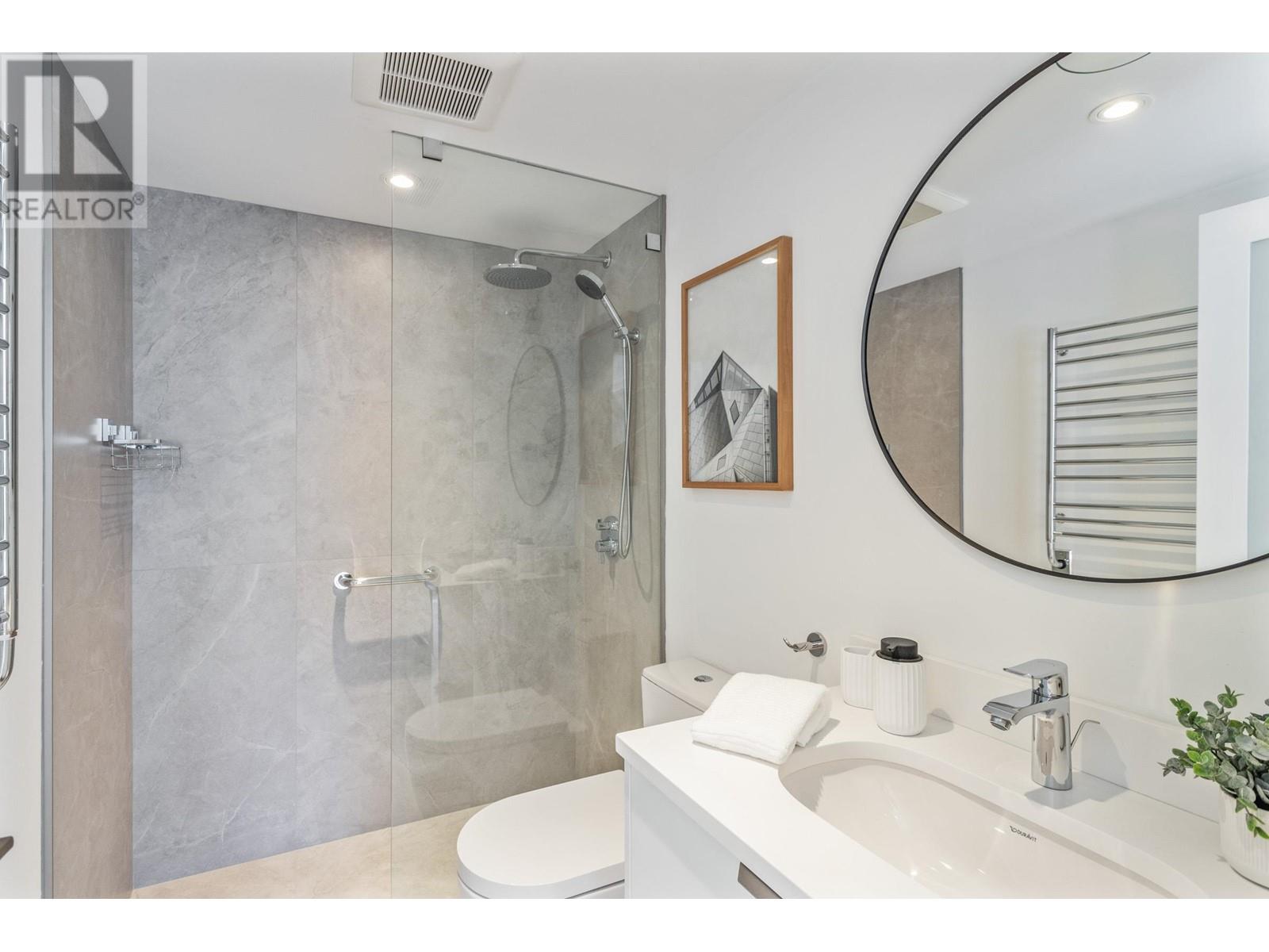 Listing Picture 14 of 22 : 206 1315 W 7TH AVENUE, Vancouver / 溫哥華 - 魯藝地產 Yvonne Lu Group - MLS Medallion Club Member