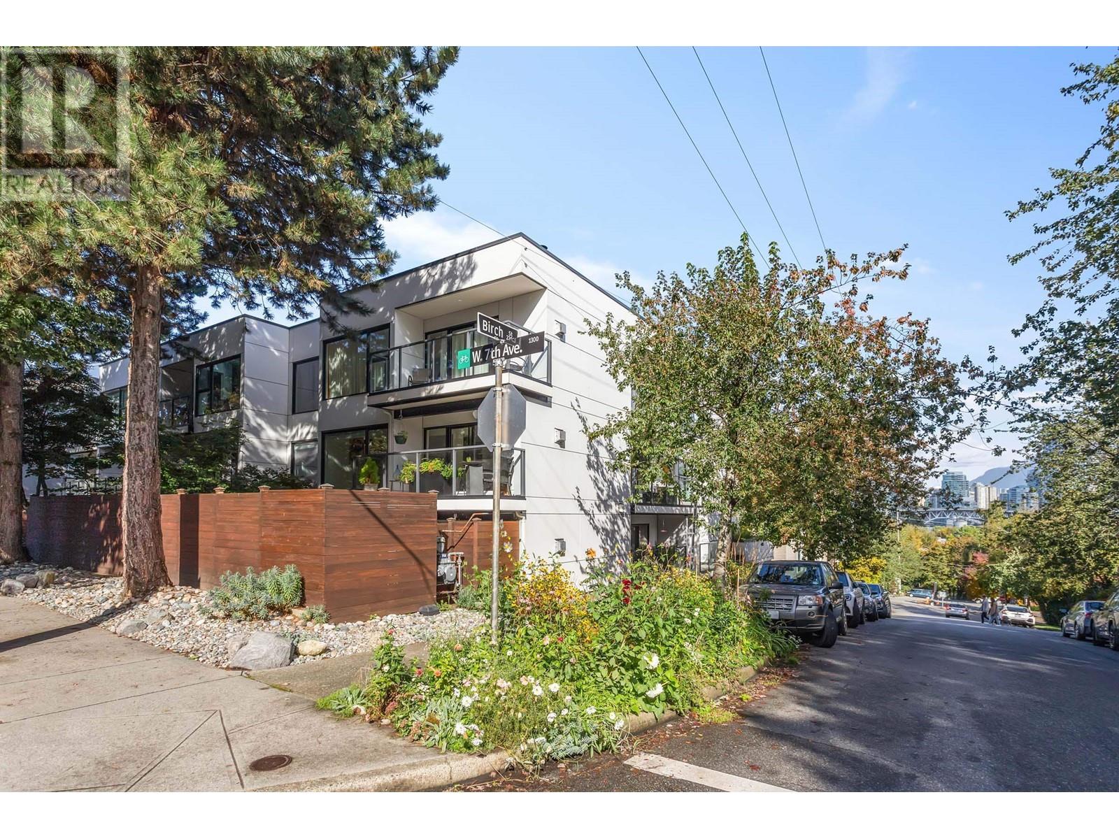 Listing Picture 20 of 22 : 206 1315 W 7TH AVENUE, Vancouver / 溫哥華 - 魯藝地產 Yvonne Lu Group - MLS Medallion Club Member