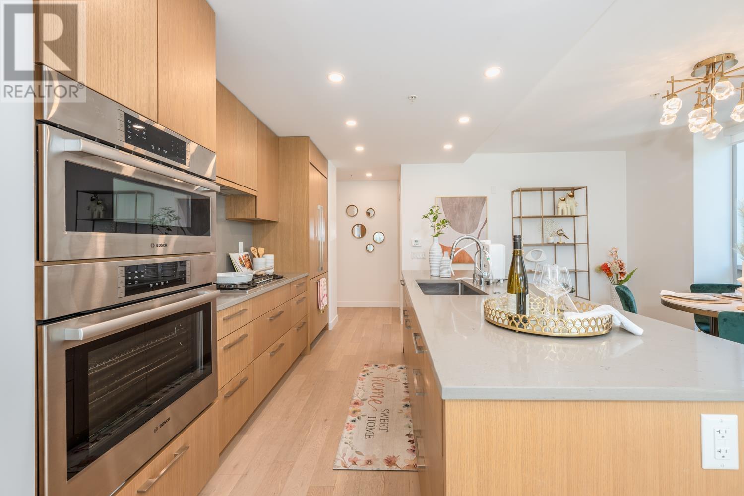 Listing Picture 12 of 26 : 301 4988 CAMBIE STREET, Vancouver / 溫哥華 - 魯藝地產 Yvonne Lu Group - MLS Medallion Club Member