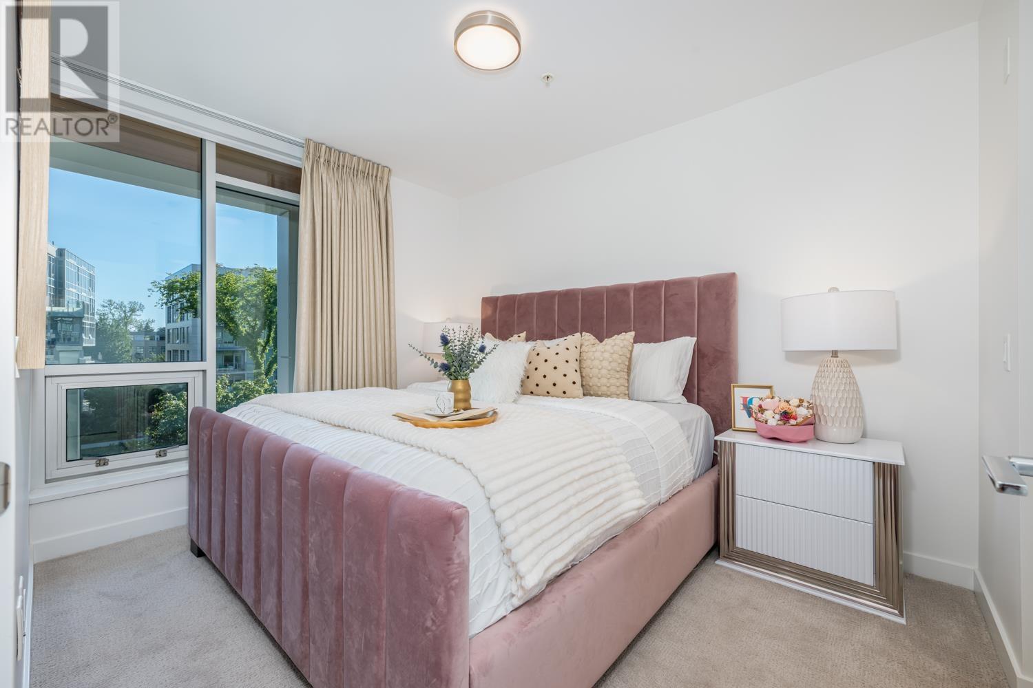 Listing Picture 15 of 26 : 301 4988 CAMBIE STREET, Vancouver / 溫哥華 - 魯藝地產 Yvonne Lu Group - MLS Medallion Club Member