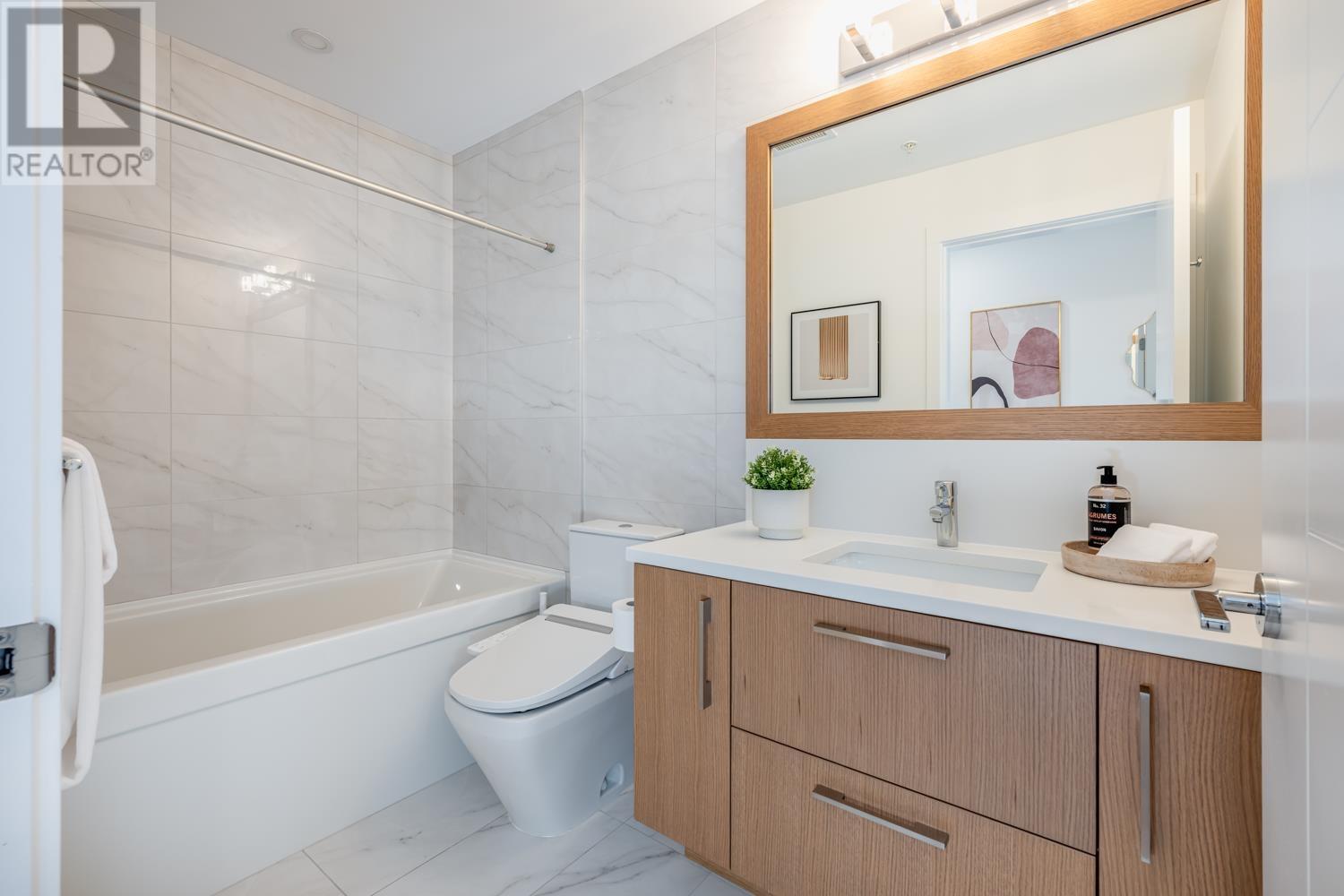 Listing Picture 20 of 26 : 301 4988 CAMBIE STREET, Vancouver / 溫哥華 - 魯藝地產 Yvonne Lu Group - MLS Medallion Club Member