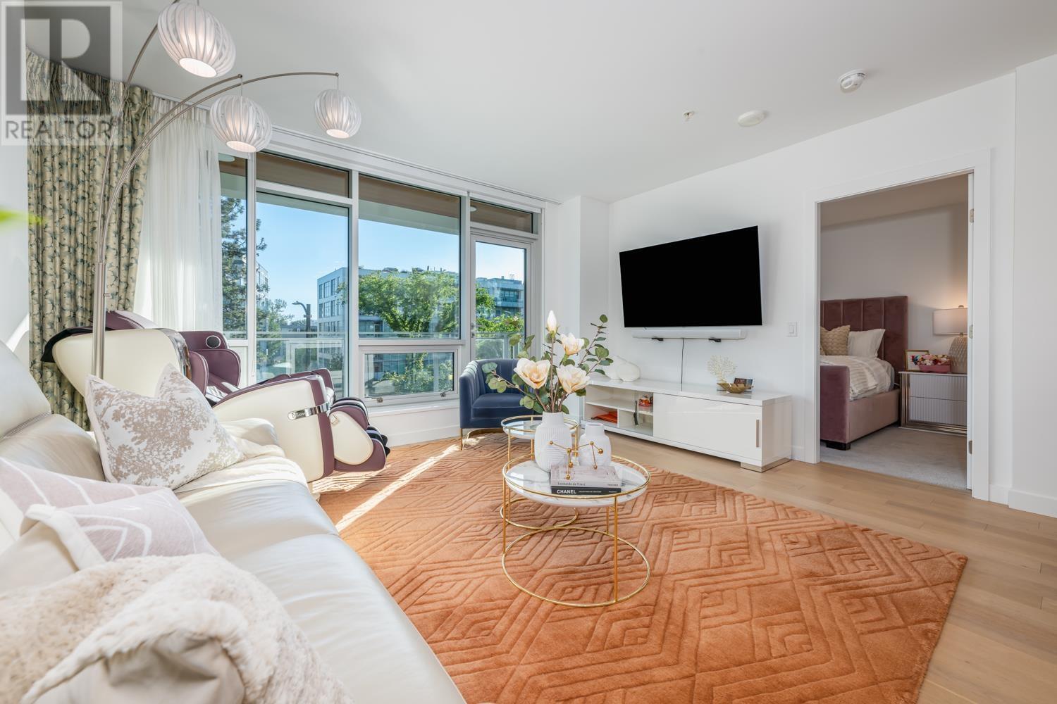 Listing Picture 4 of 26 : 301 4988 CAMBIE STREET, Vancouver / 溫哥華 - 魯藝地產 Yvonne Lu Group - MLS Medallion Club Member