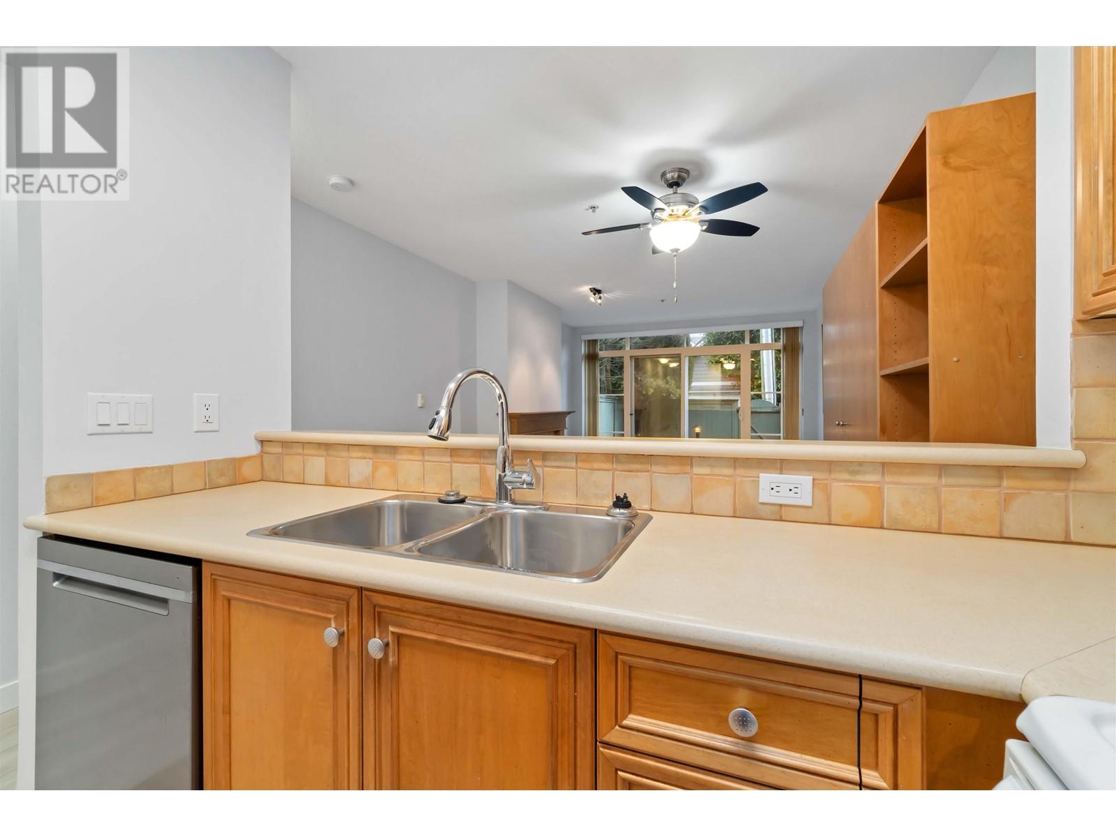 108 2929 W 4th Avenue, Vancouver, British Columbia  V6K 4T3 - Photo 10 - R2955523