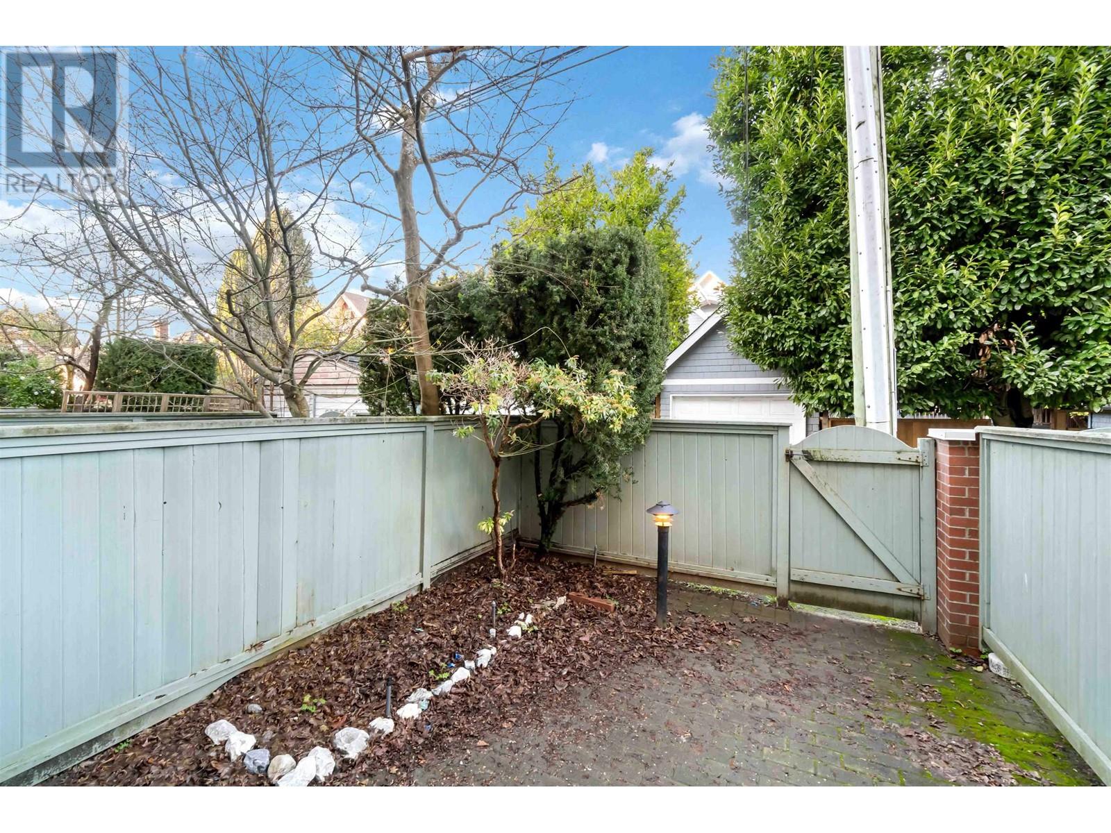 108 2929 W 4th Avenue, Vancouver, British Columbia  V6K 4T3 - Photo 20 - R2955523