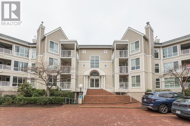 322 7437 MOFFATT ROAD, Richmond