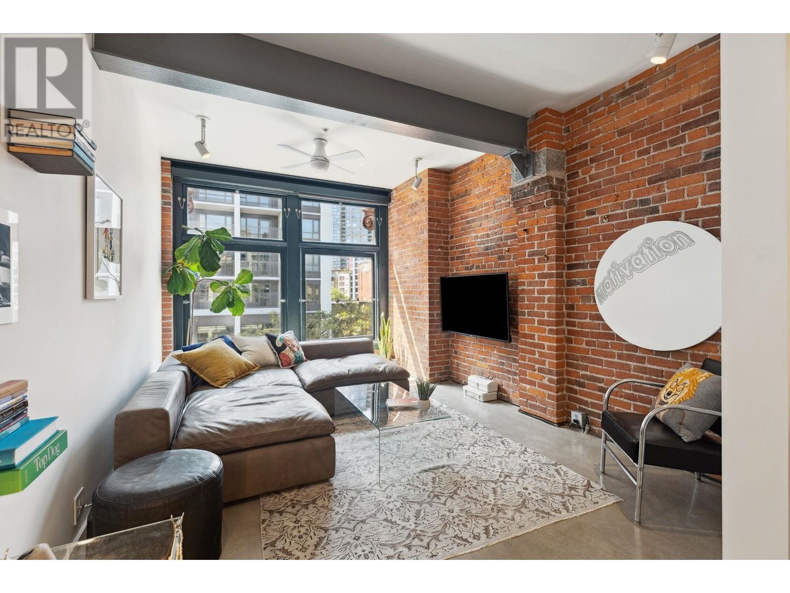 Listing Picture 8 of 30 : 503 53 W HASTINGS STREET, Vancouver / 溫哥華 - 魯藝地產 Yvonne Lu Group - MLS Medallion Club Member